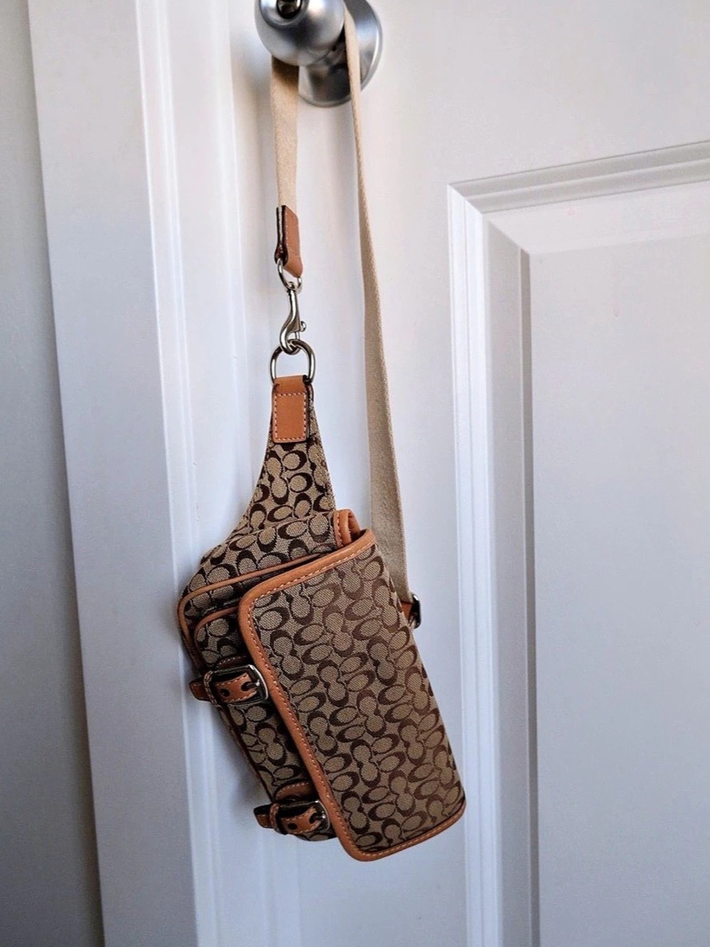 Coach Signature C Utility Belt Bag Crossbody in Brown & Tan - Picture 7 of 15